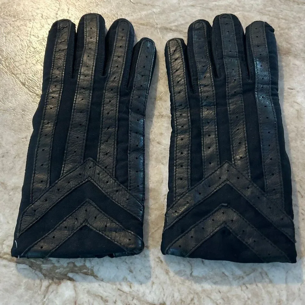 Isotoner Black Driving Gloves - Picture 2 of 6